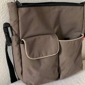 Skip* Hop Bag in Olive Green